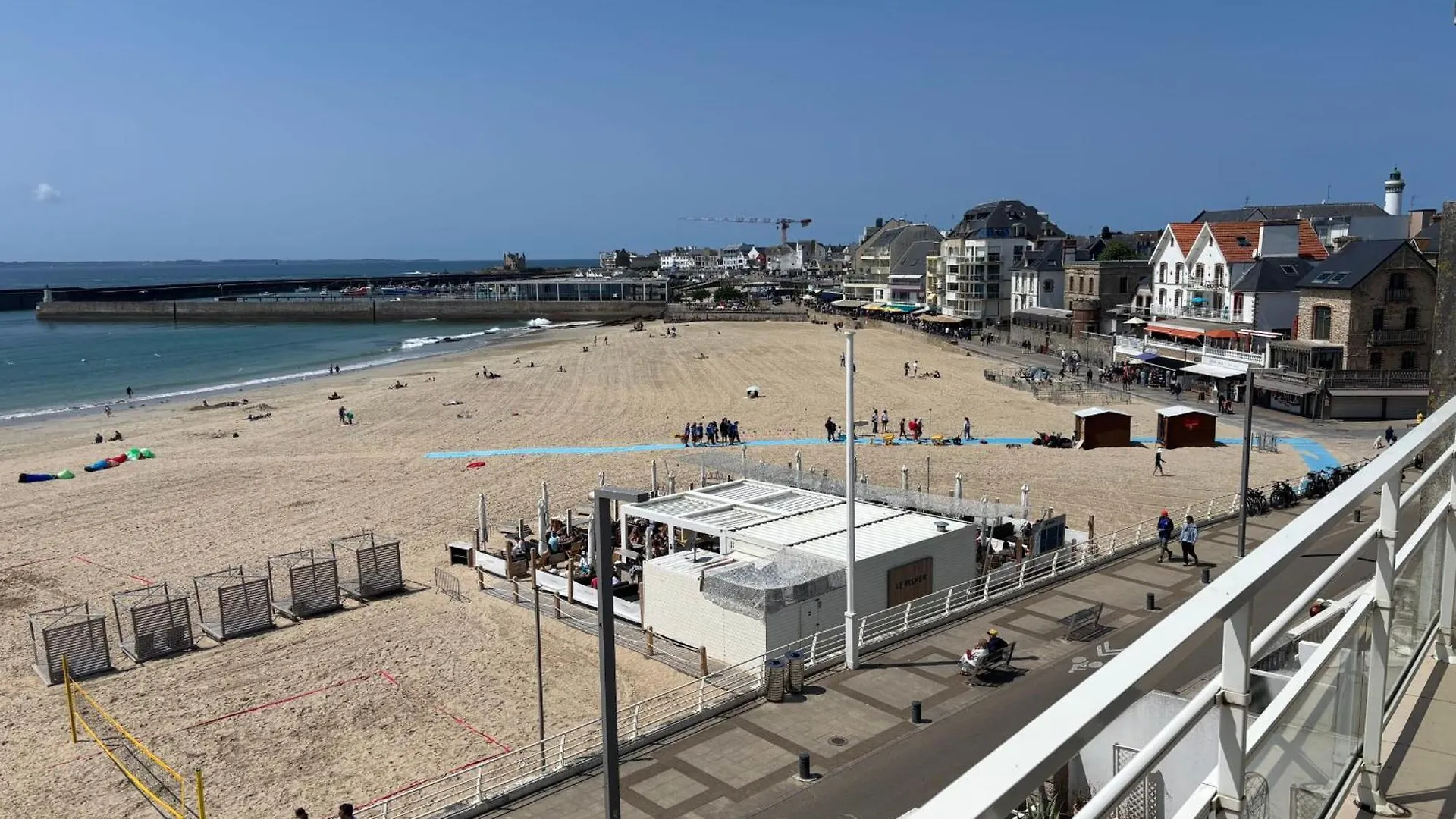 Apartment Facing The Large Beach كيبِرو