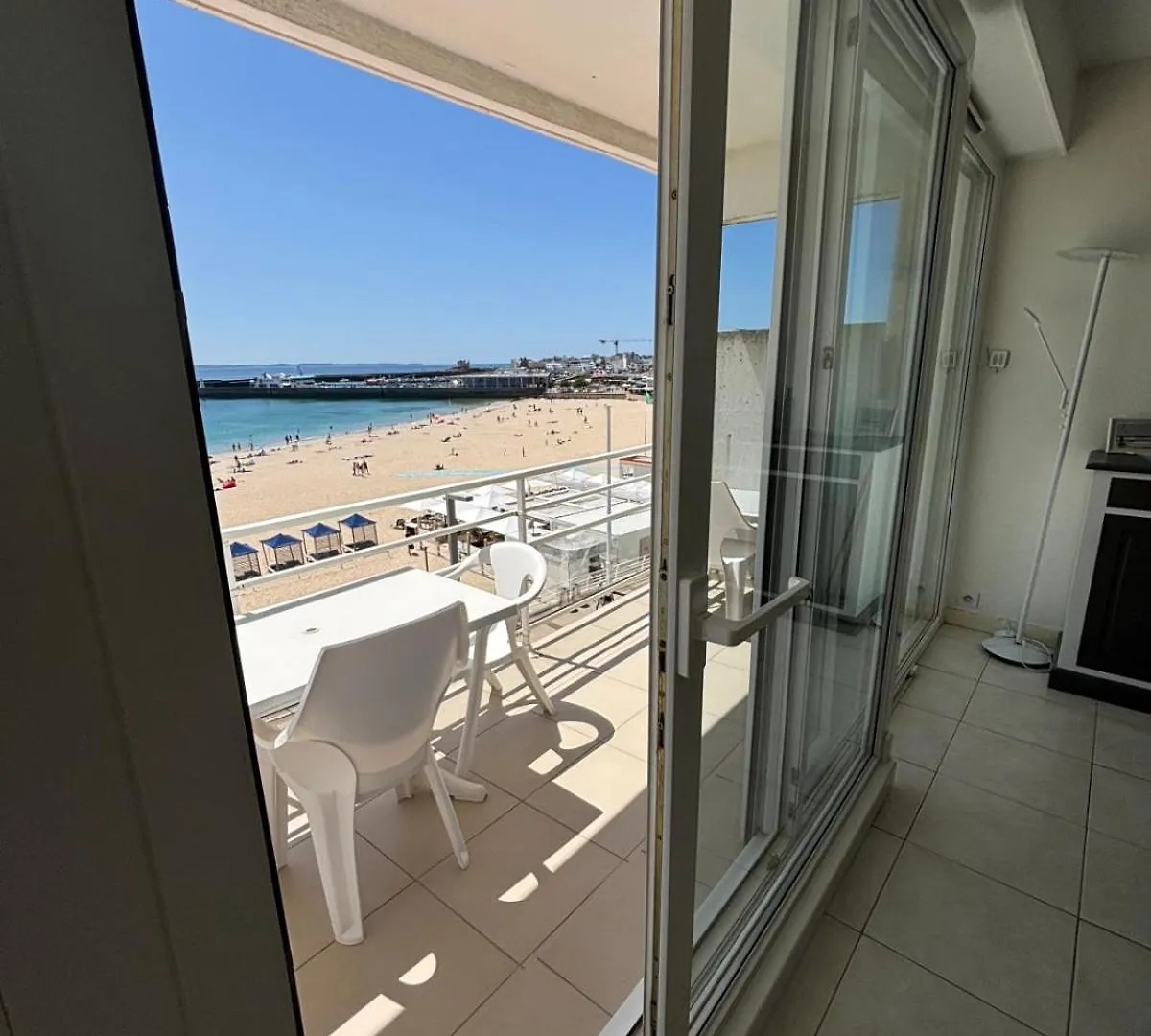 Apartment Facing The Large Beach كيبِرو